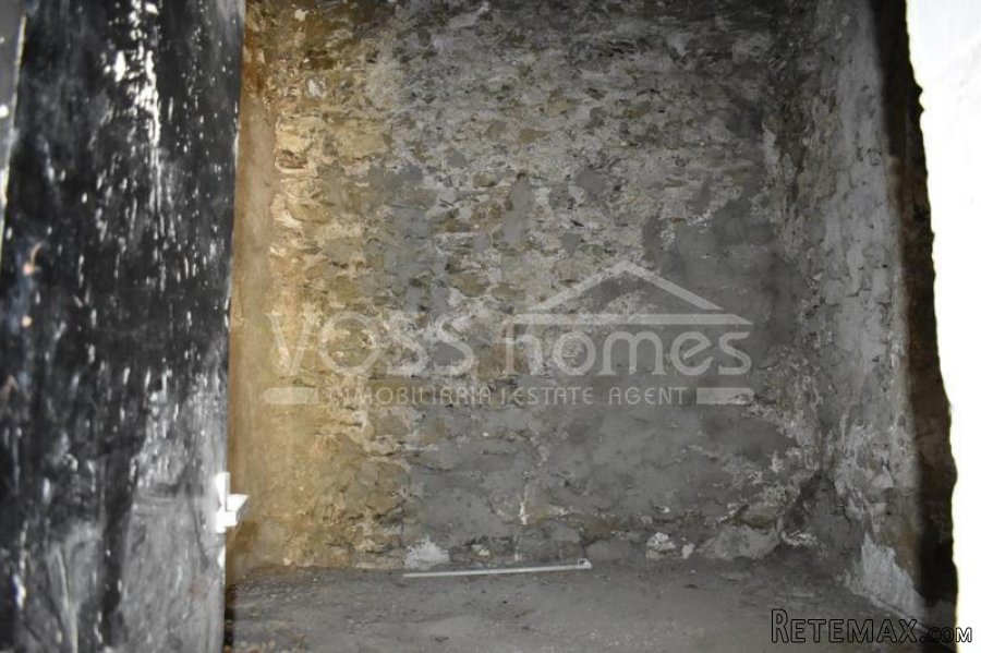 RESERVED SEPTEMBER 2021 WITH VOSS HOMES - Deceptively.. - 12