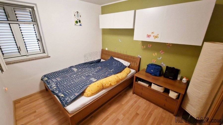 Prekrasan apartman u okolici grada Krka s okućnicom! - 13