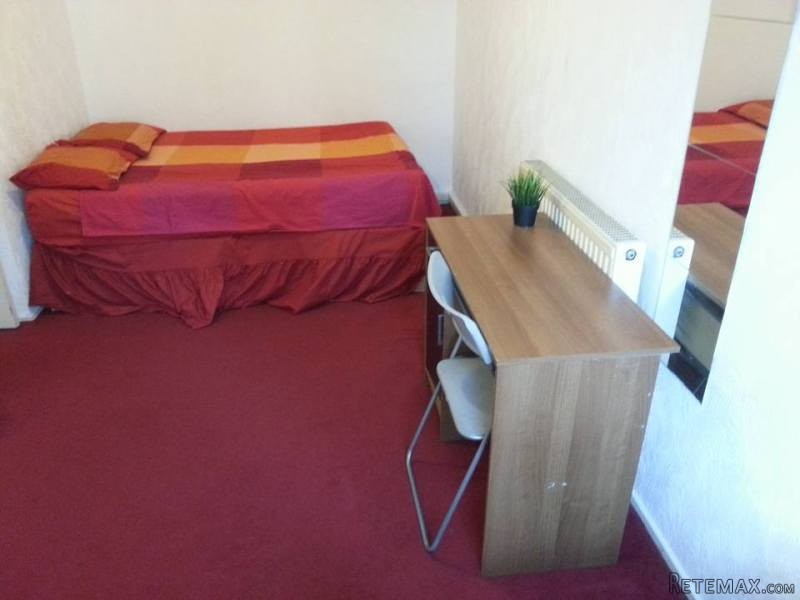Double Room - London - For Rent