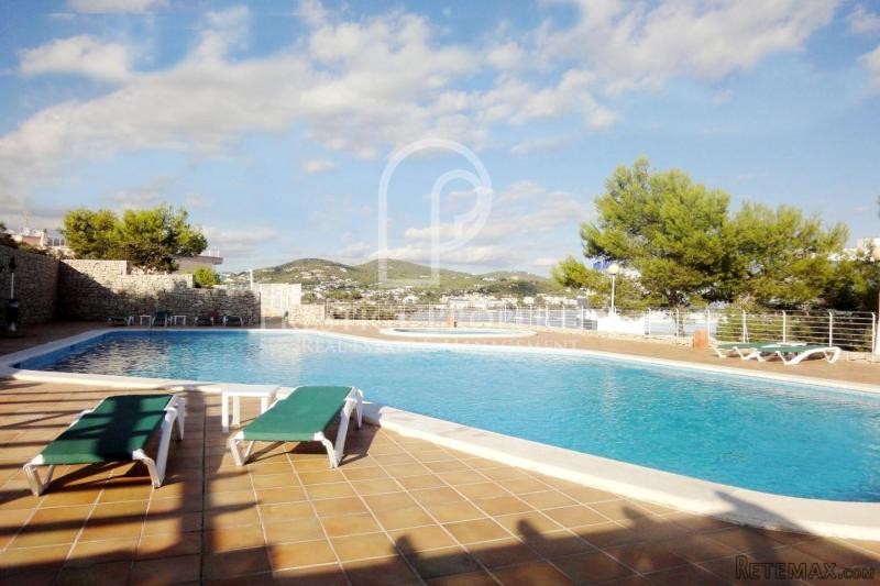 Magnificent apartment of 188 m2 located..