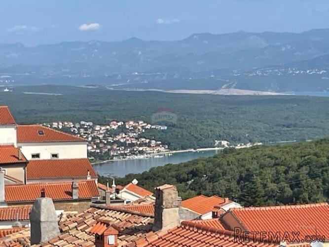 Otok Krk,Dobrinj,kuća s krovnom terasom i pogledom na more - 2