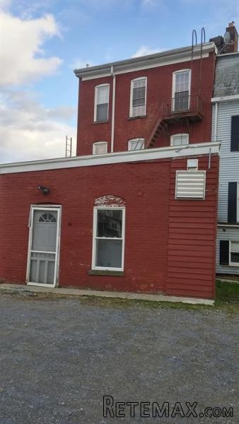 Flat For Sale: 5 West Market St Hyde.. - 2