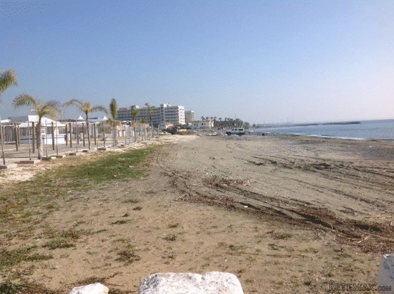 - Land - Larnaca - For Sale