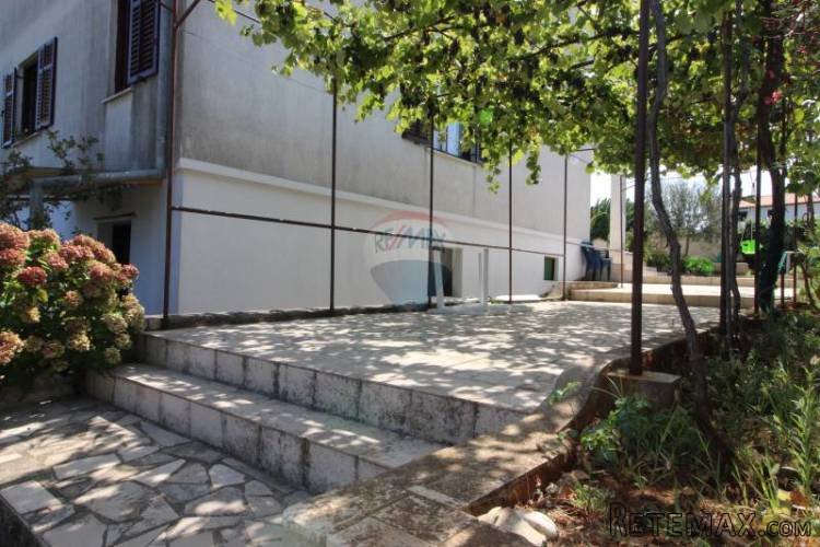 ISTRA, VINKURAN PRODAJE SE APARTMANSKA KUĆA-POSLOVNA PRLIKA - 4