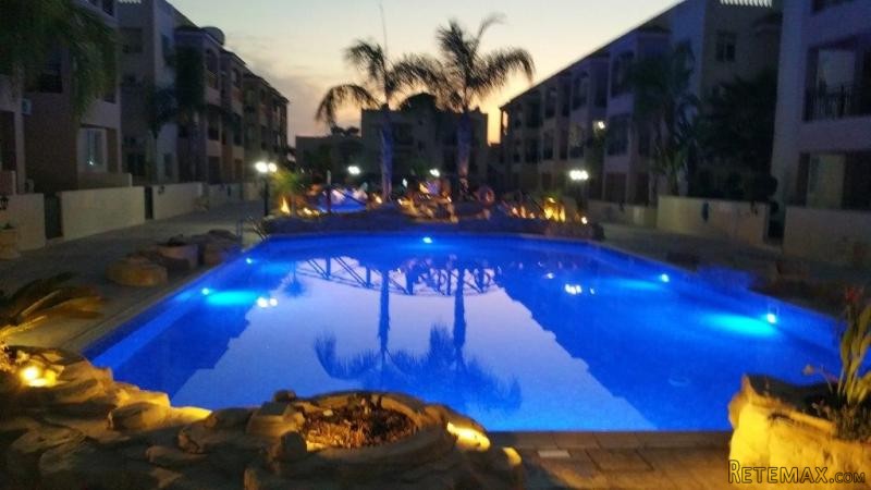 A Fantastic Complex Of Apts &.. - 2