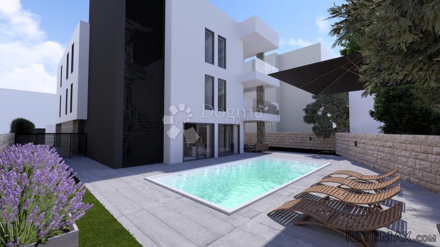 PETRČANE - S1 PPRIZEMLJE S BAZENOM I VRTOM OD 140m2