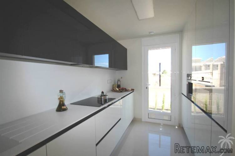 16 luxury villas, all of them with a private pool, heated.. - 2
