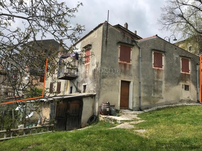 2 KUĆE I GRAĐEVINSKO ZEMLJIŠTE SA JEDINSTVENIM POGLEDOM - 2