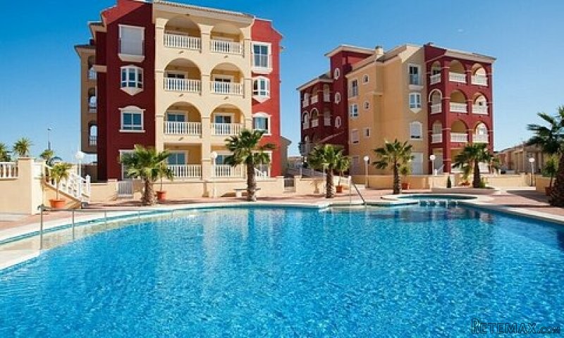 3 Bed Luxurious Apartment minutes from.. - 2