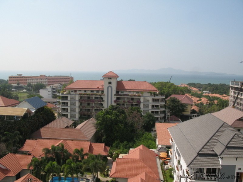C-View: generous 1-bedroom corner.. - 2
