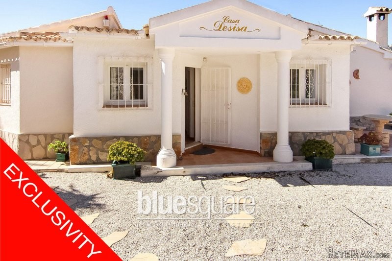 Stunning villa with panoramic views..