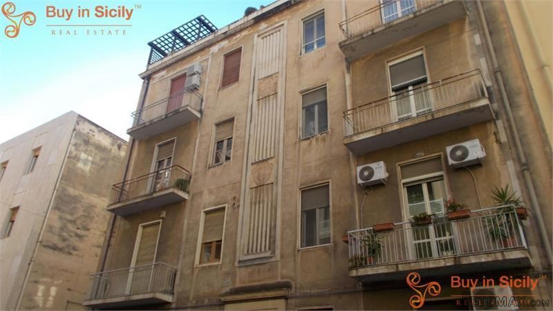5 bedroom Apartment For Sale: Catania - 2
