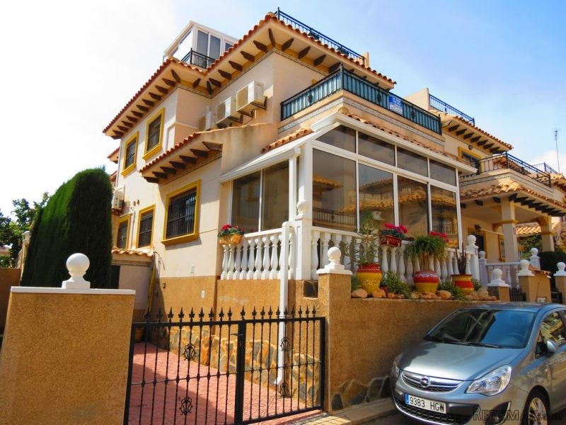 Townhouse In La Zenia, Orihuela Costa -..