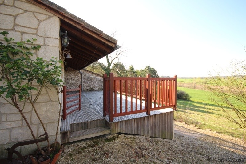 APS3026 Lovely 2 bed house with garden..