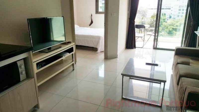 1 Bedroom Condo for sale in Pratumnak -.. - 2