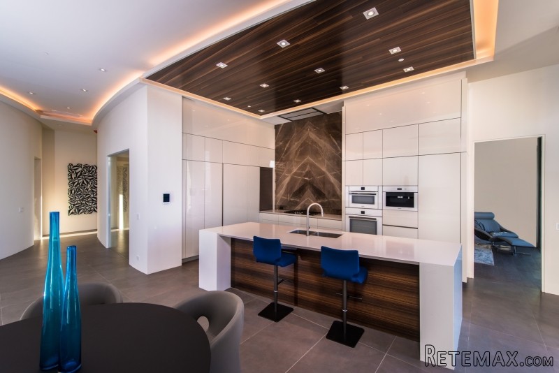 1020 Prospect Street, Suite 203