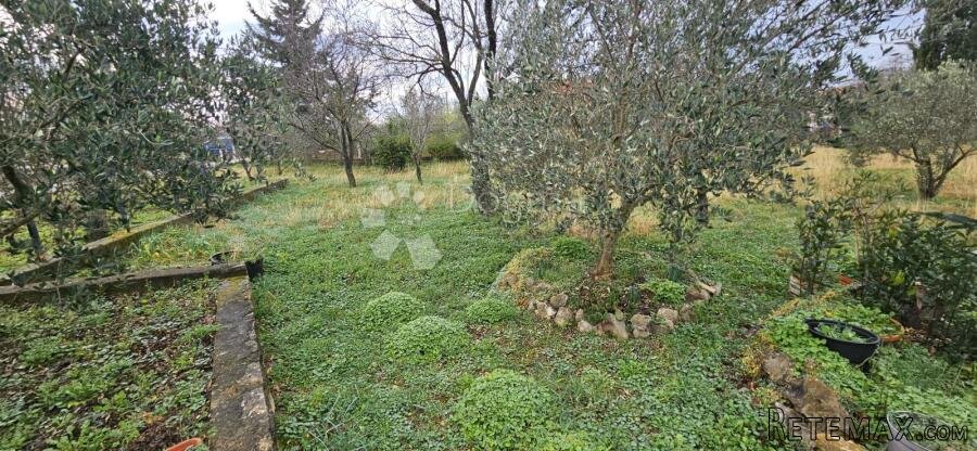 Poličnik-Lovinac kraj Zadra, građevinsko zemljište - 2