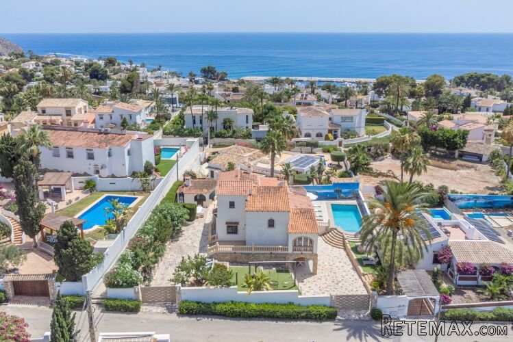 Villa for sale in Moraira (Pla del Mar) Costa.. - 2