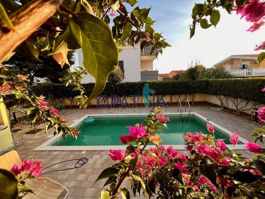 Vir, kuća 5 apartmana 100m do plaže-južna strana - 2