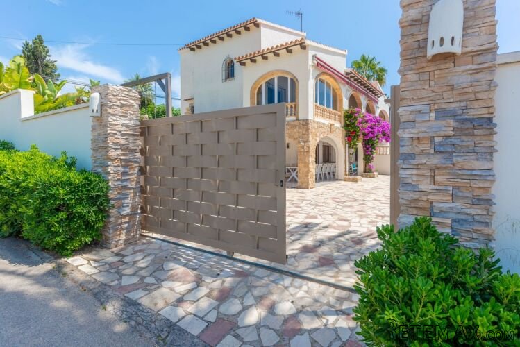 Villa for sale in Moraira (Pla del Mar) Costa.. - 3