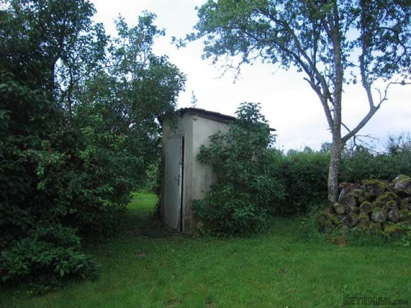 1 Bedroom - House - Bourgogne - For Sale - 2