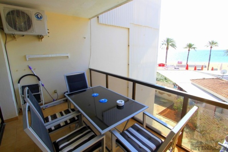 2 Bedrooms frontline beach apartment.. - 2