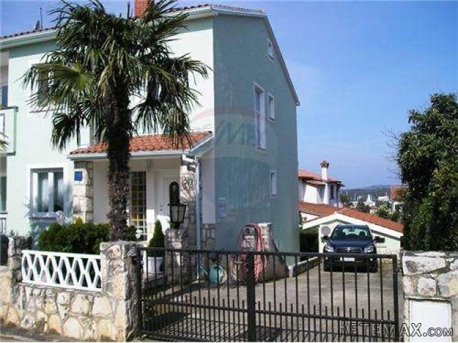 APARTMANSKA KUĆA 250M OD PLAŽE - 4