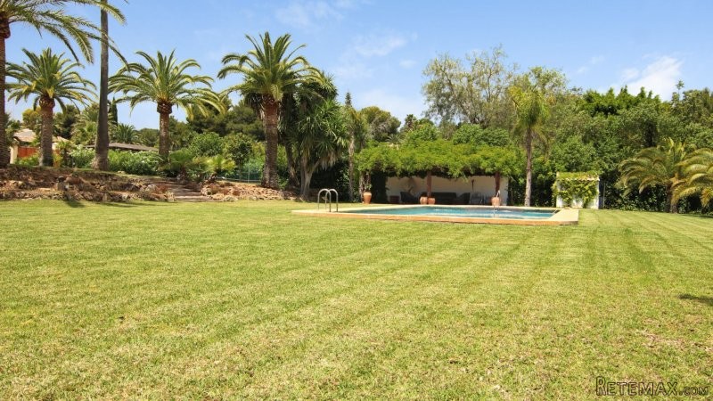 Rustic Villa - 2