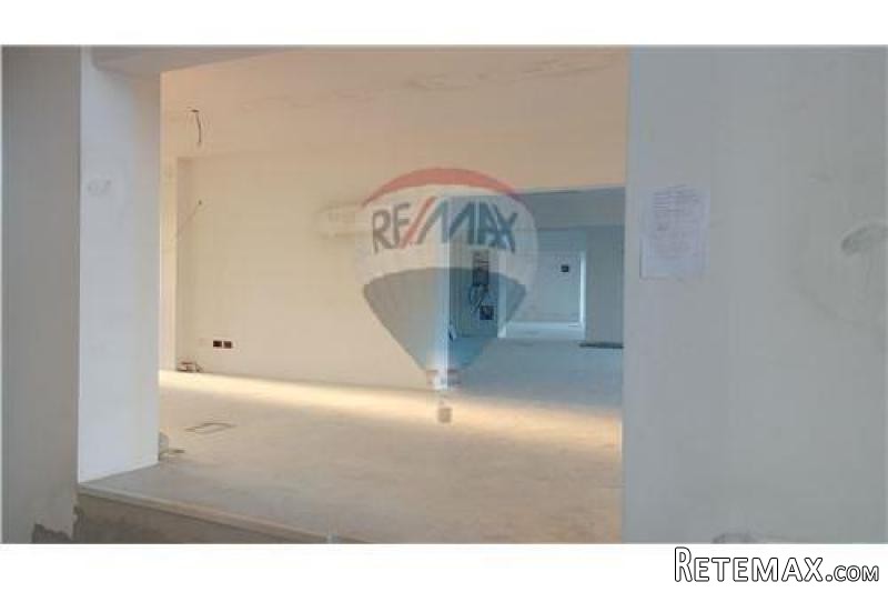 Show Room - For Rent - Agios..