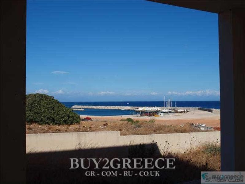 Β685 - FOR SALE NEW BUILDING OF 1080m2..