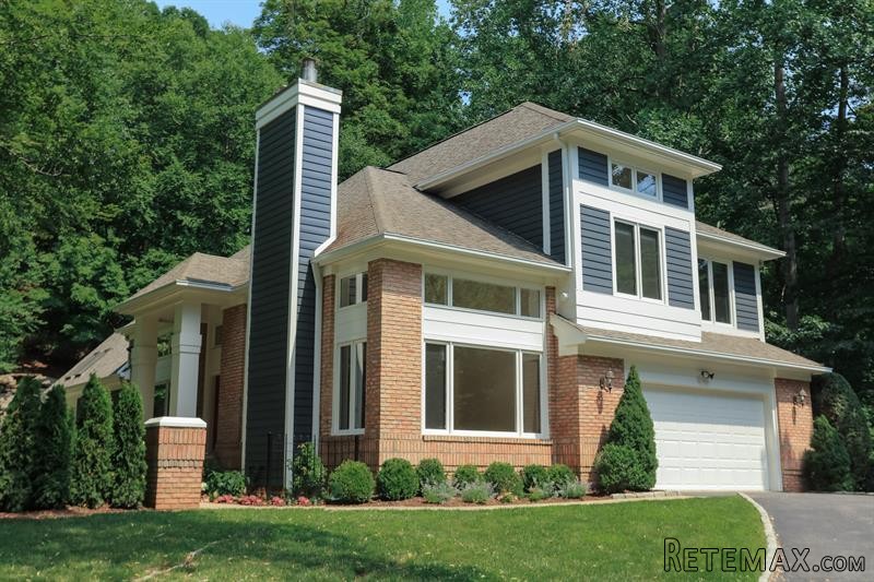 4 bedroom House For Sale: 24 Old Mill..