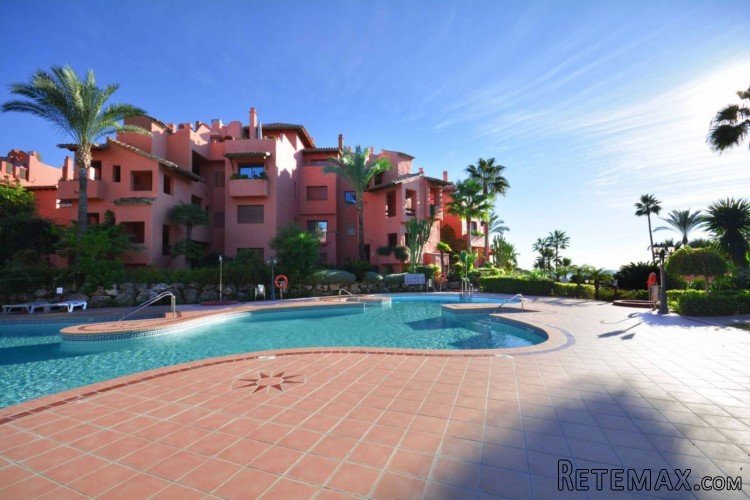 Menara Beach Penthouse for Sale. Fantastic opportunity to..