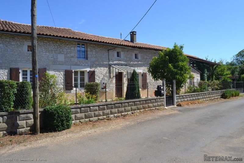 Pretty Stone House Close To Ruffec In A.. - 2
