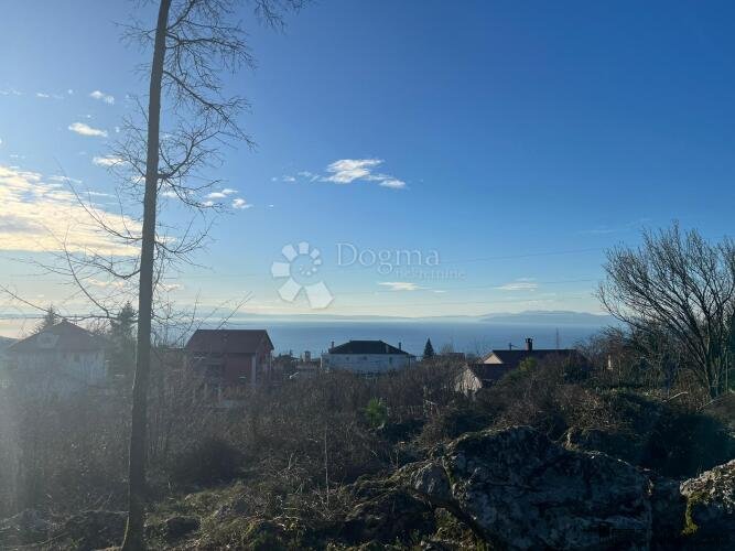 GRAĐEVINSKO ZEMLJIŠTE S POGLEDOM NA MORE - 3