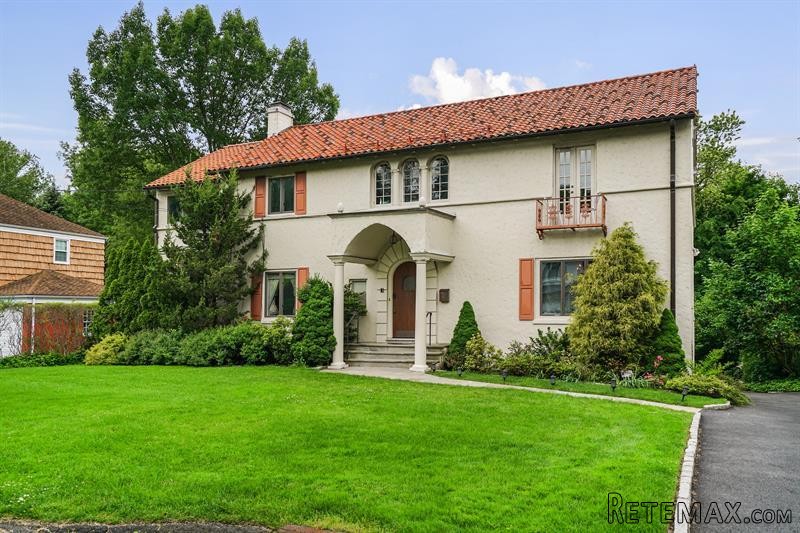5 bedroom House For Sale: 23 Dupont..