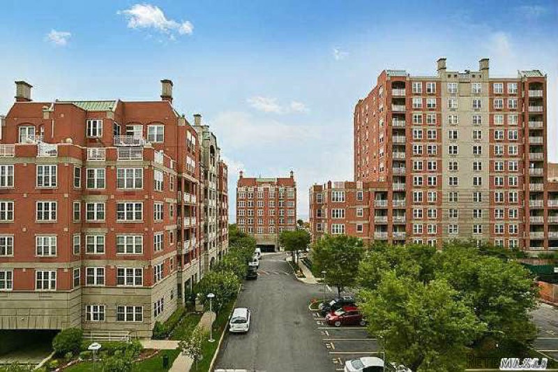 3 Bedrooms - Condo - New York State -.. - 2