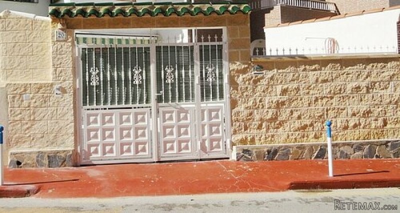 LA MATA BEACH GROUND FLOOR APARTMENT