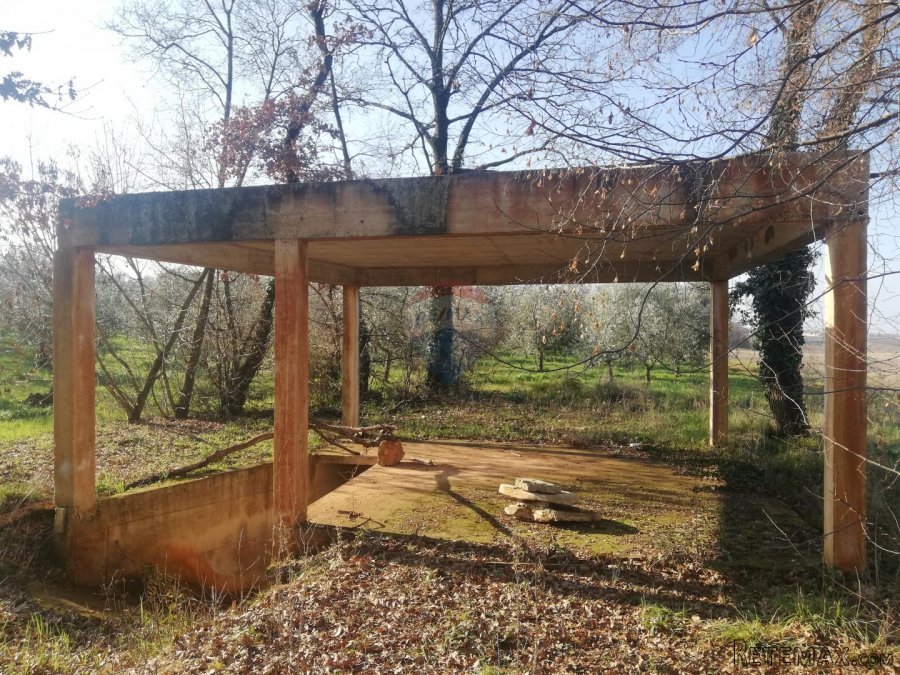 Istra, Novigrad - Poljoprivredno zemljište sa legaliziranim - 7