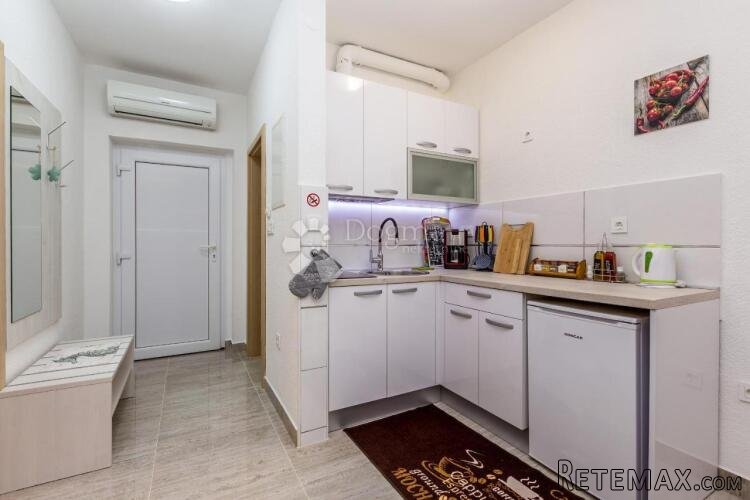 MALINSKA - 2 APARTMANA SA SJENICOM - 7