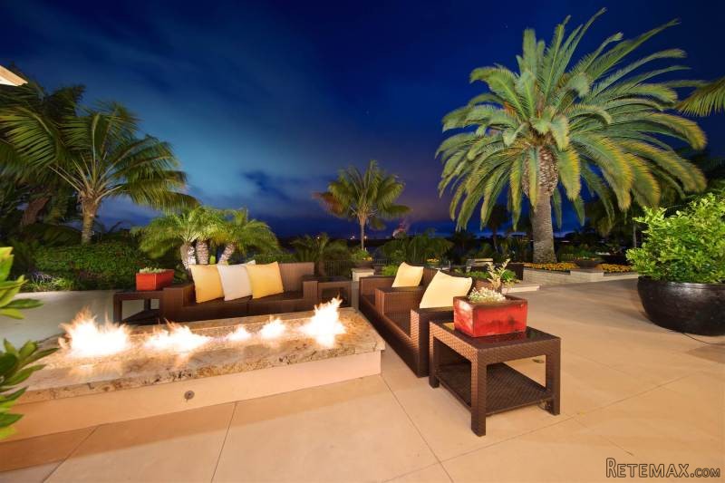 Waterfront Oasis at Adams 4523 Adams..