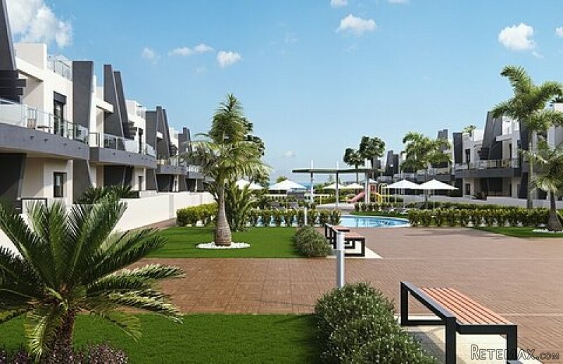 3 BED BEACH APARTMENTS WITH PRIVATE..