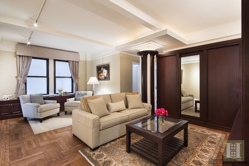 1 bedroom Apartment For Sale: 135 EAST..