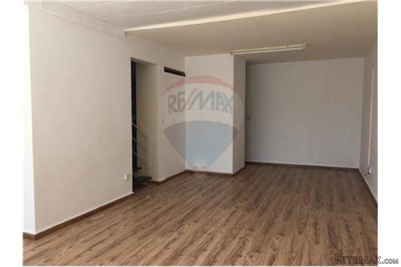 Commercial/Retail - For Rent -..