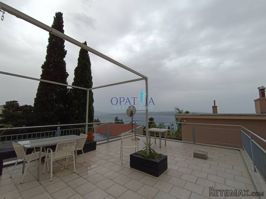 Crikvenica, Kuća sa 2 apartmana, pogledom na more i krovnom.. - 2