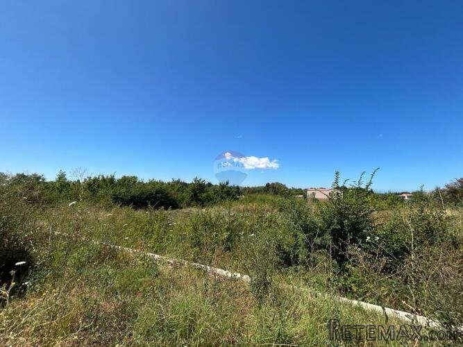 Višnjan, okolica - lijepo građevinsko zemljište sa pogledom - 3