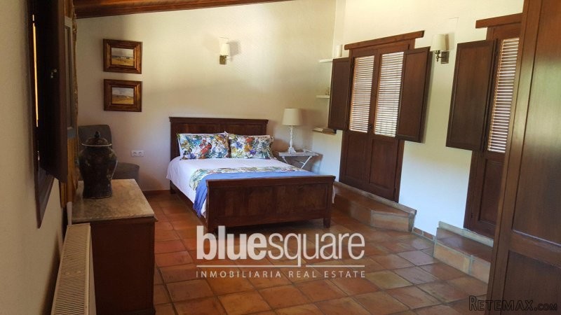 Fully restored 4/5 bedroom finca (old.. - 2
