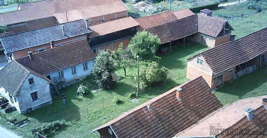 Seosko imanje sa 4 objekta nadomak Marije Bistrice!