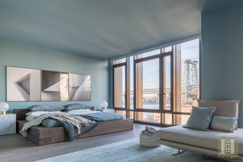 6 bedroom Apartment For Sale: 429 KENT.. - 2