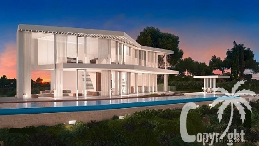 This stunning luxury villa is on an amazing seafront.. - 2