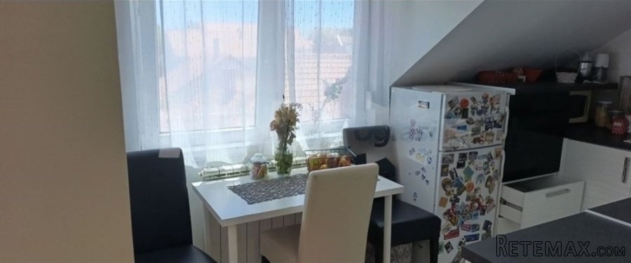 Prodajem dvoiposoban kompletno namesten i uknjizen stan - 8